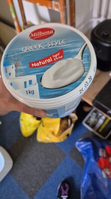 GREEK STYLE Natural light 2% Fat