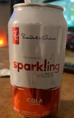 Sparkling water cola flavour