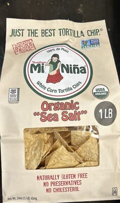 White corn tortilla chips