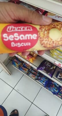 Sesame biscuits