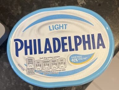 Medium fat soft cheese