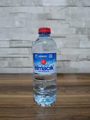 Elmacık mineralli su