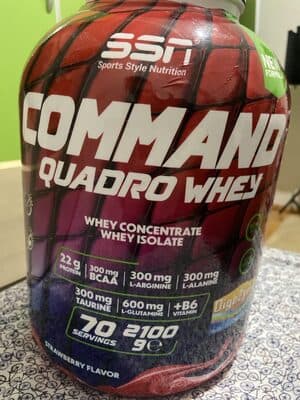 Command Quadro Whey Çilekli