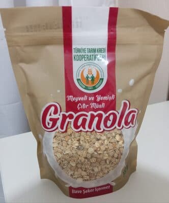 Meyveli ve Yemişli Çıtır Müsli