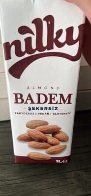 Badem Sütü