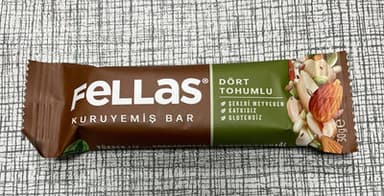Dört tohumlu kuruyemiş bar