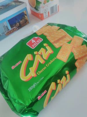 Gizi cheese crackers