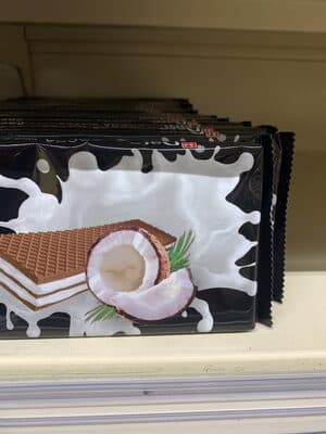 Dare Cocoa Wafer with coconut cream