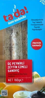 Üç Peynirli Zeytin Ezmeli Sandviç