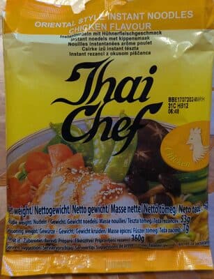 Instant noodles (chicken flavour)
