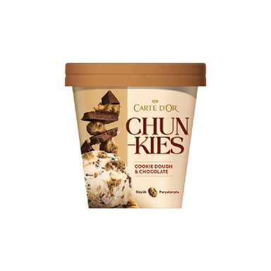 Chun kies ice cream
