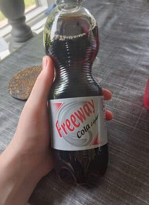Cola