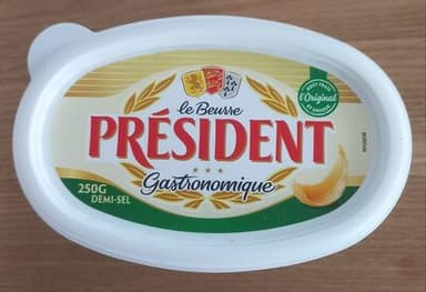Beurre gastronomique demi-sel