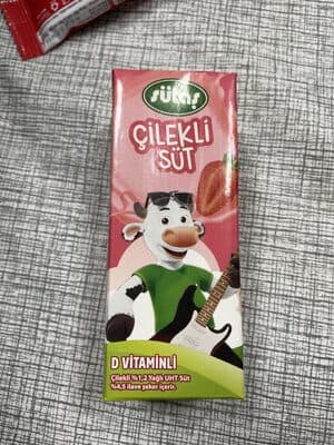 Çilekli süt